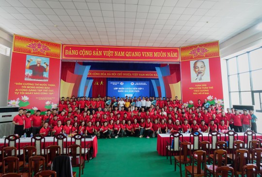 DONEX ĐỒNG HÀNH CÙNG LỚP HUẤN LUYỆN CẦU LÔNG QUỐC GIA CẤP I