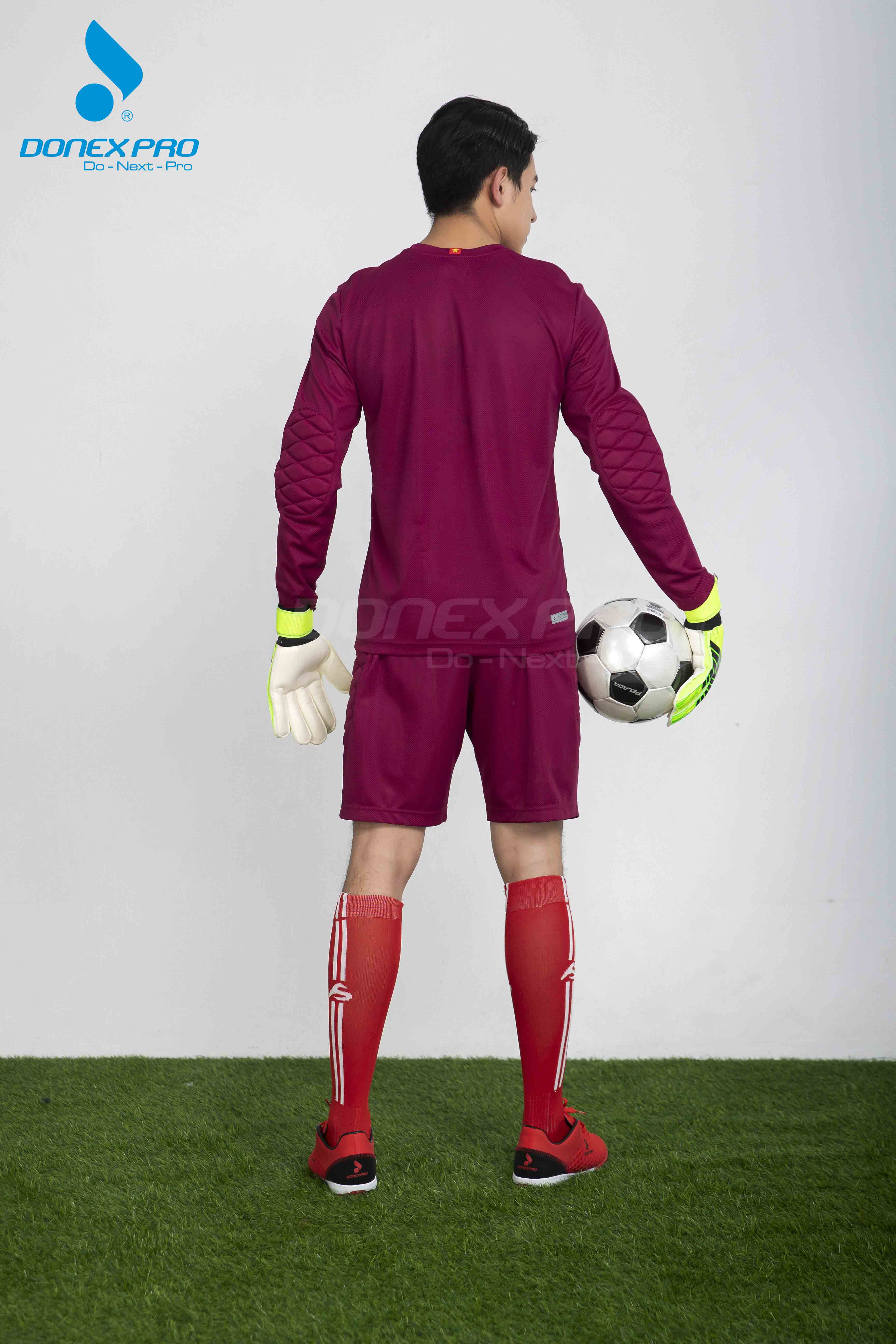Bộ bóng đá nam MCB-6146 đỏ đô phối đỏ đô