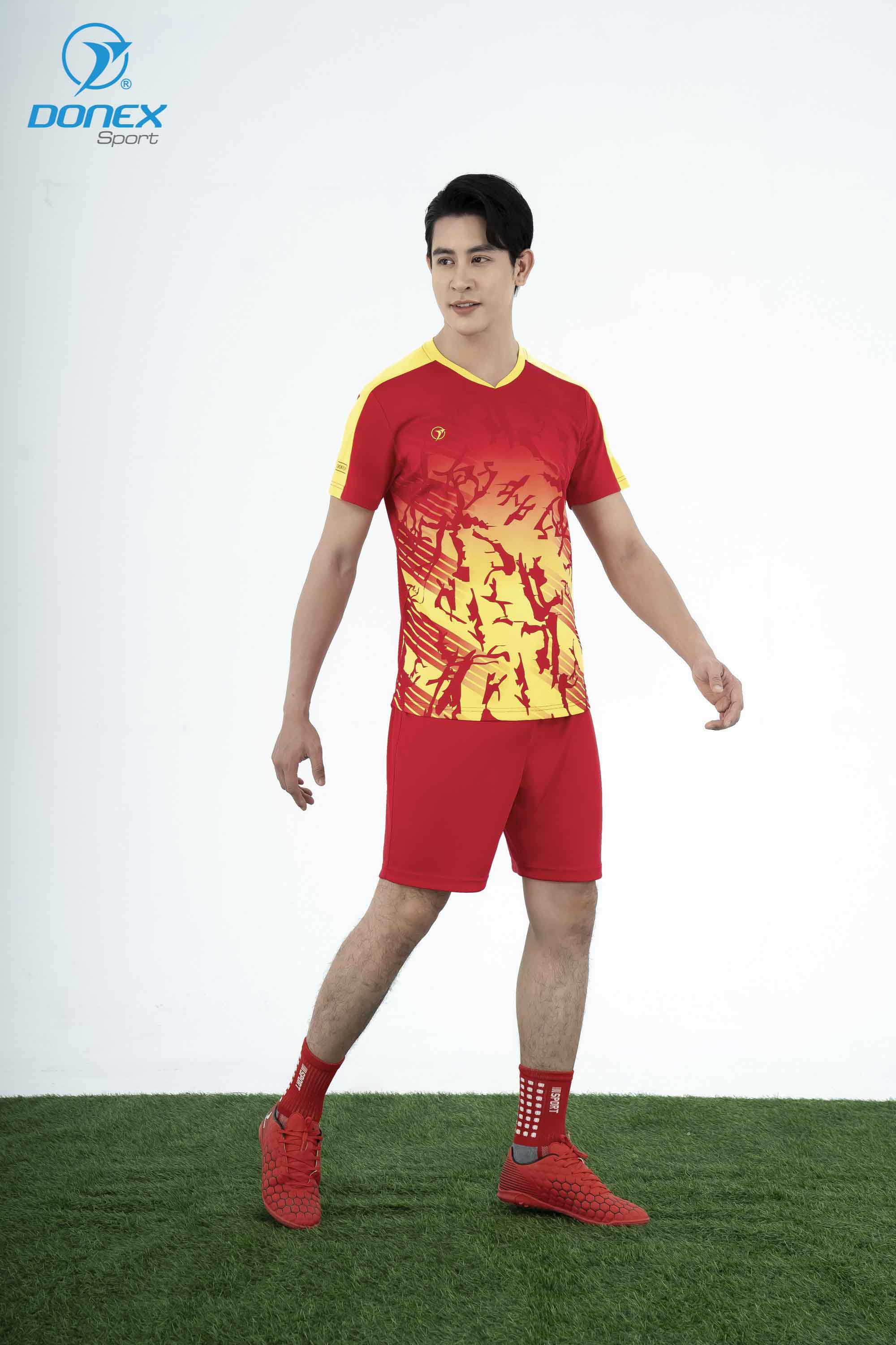 Bộ thể thao nam MCB-6156 Đỏ phối vàng